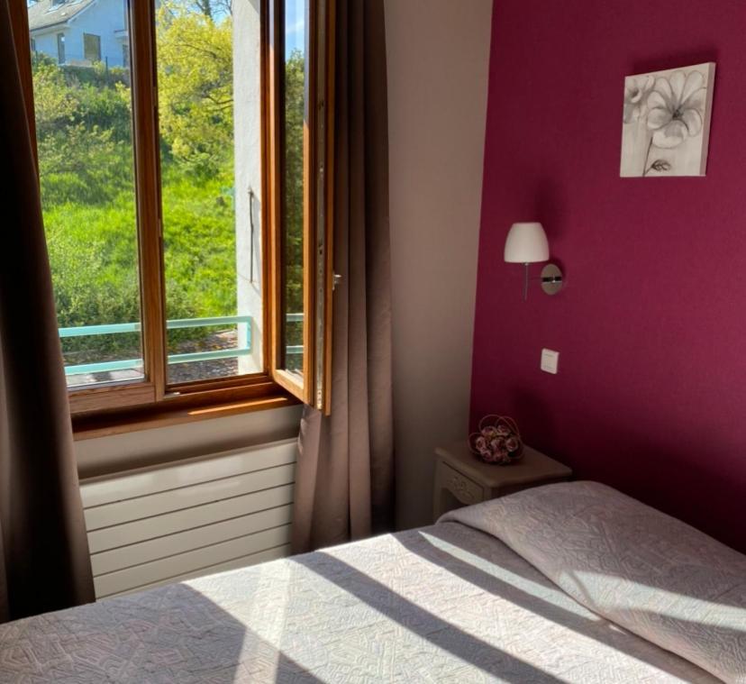 Hotel De La Plage Excenevex Bagian luar foto